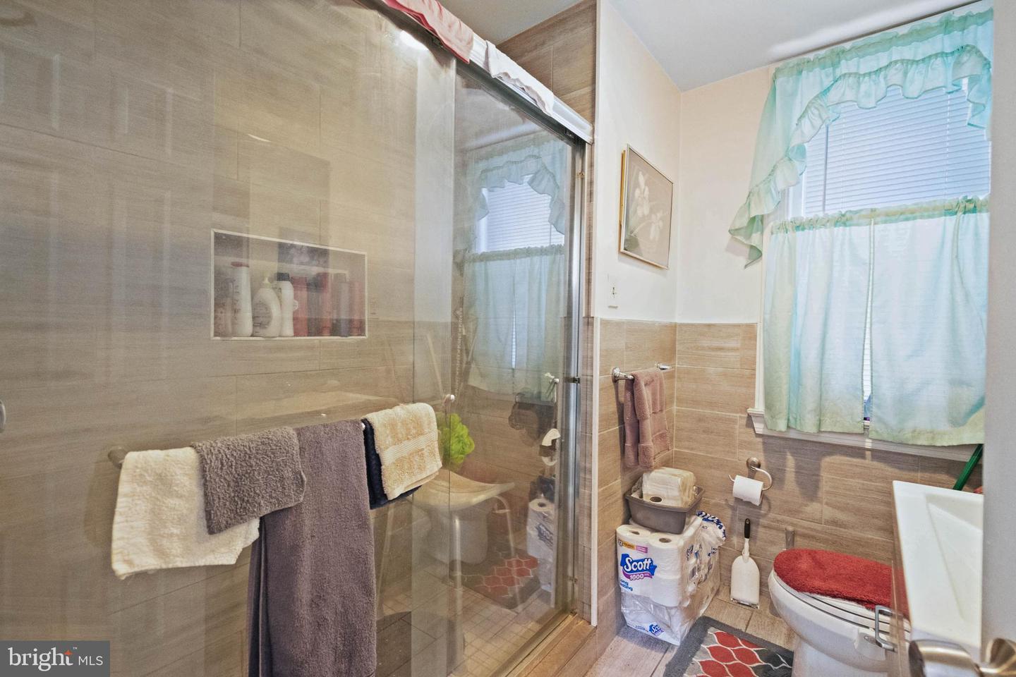 274-76 S 58th St Property Photo 17
