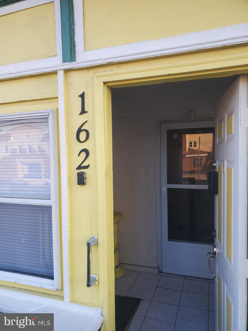 162 W Allegheny Ave Property Photo