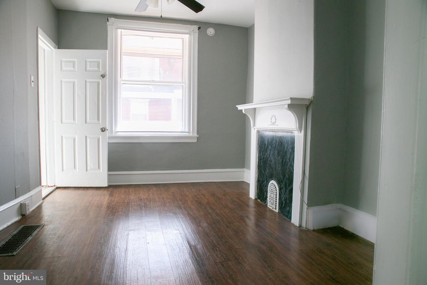 278 S ALDEN ST #1 Property Photo 1