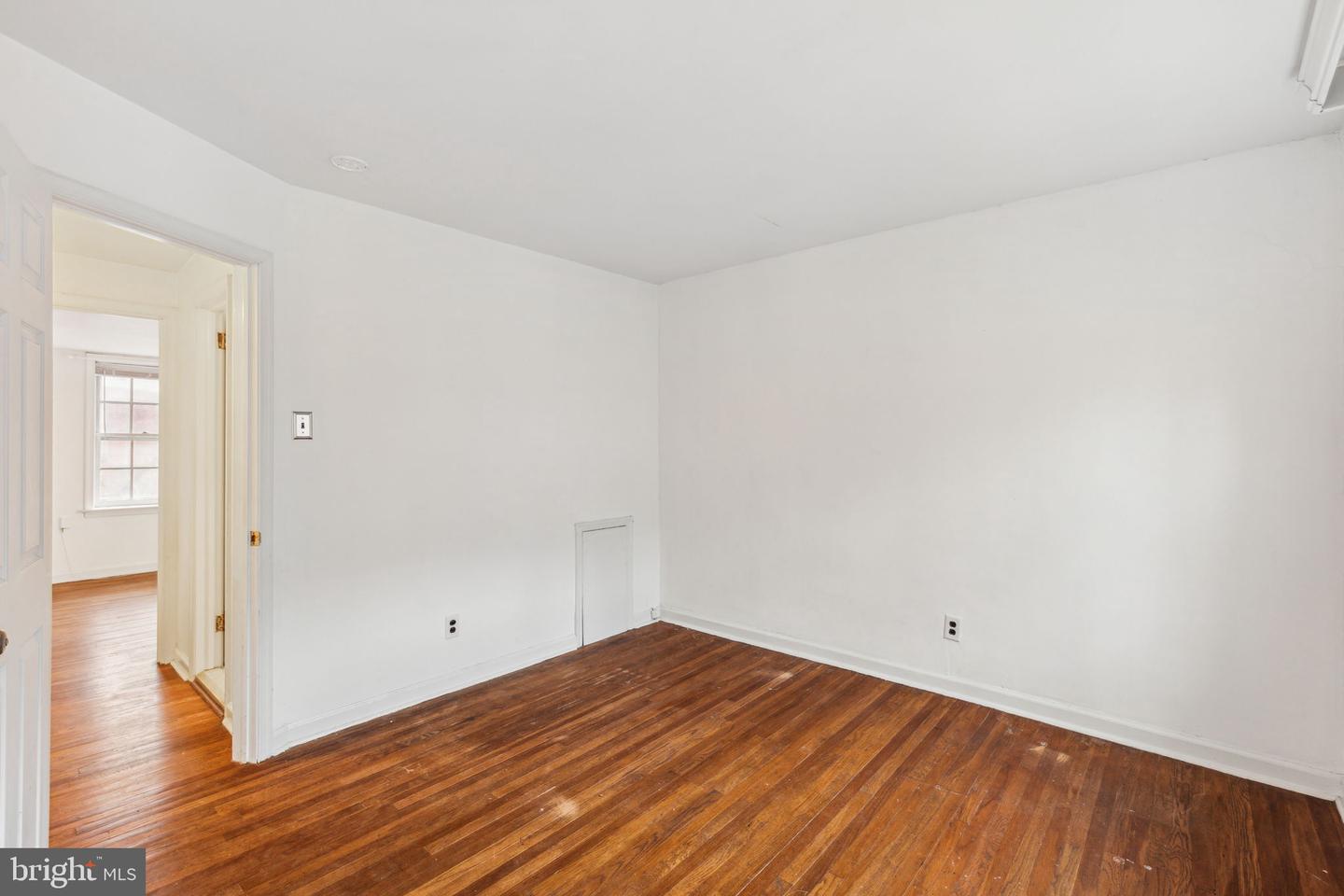 2304 Waverly St Property Photo 23