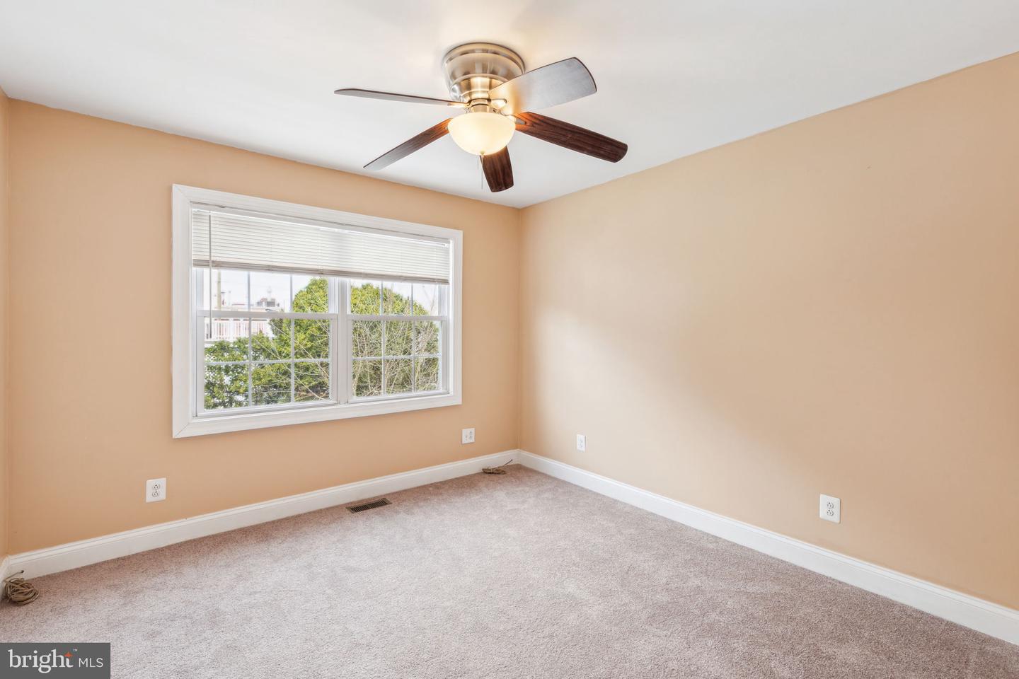 3472 Edgemont St Property Photo 26