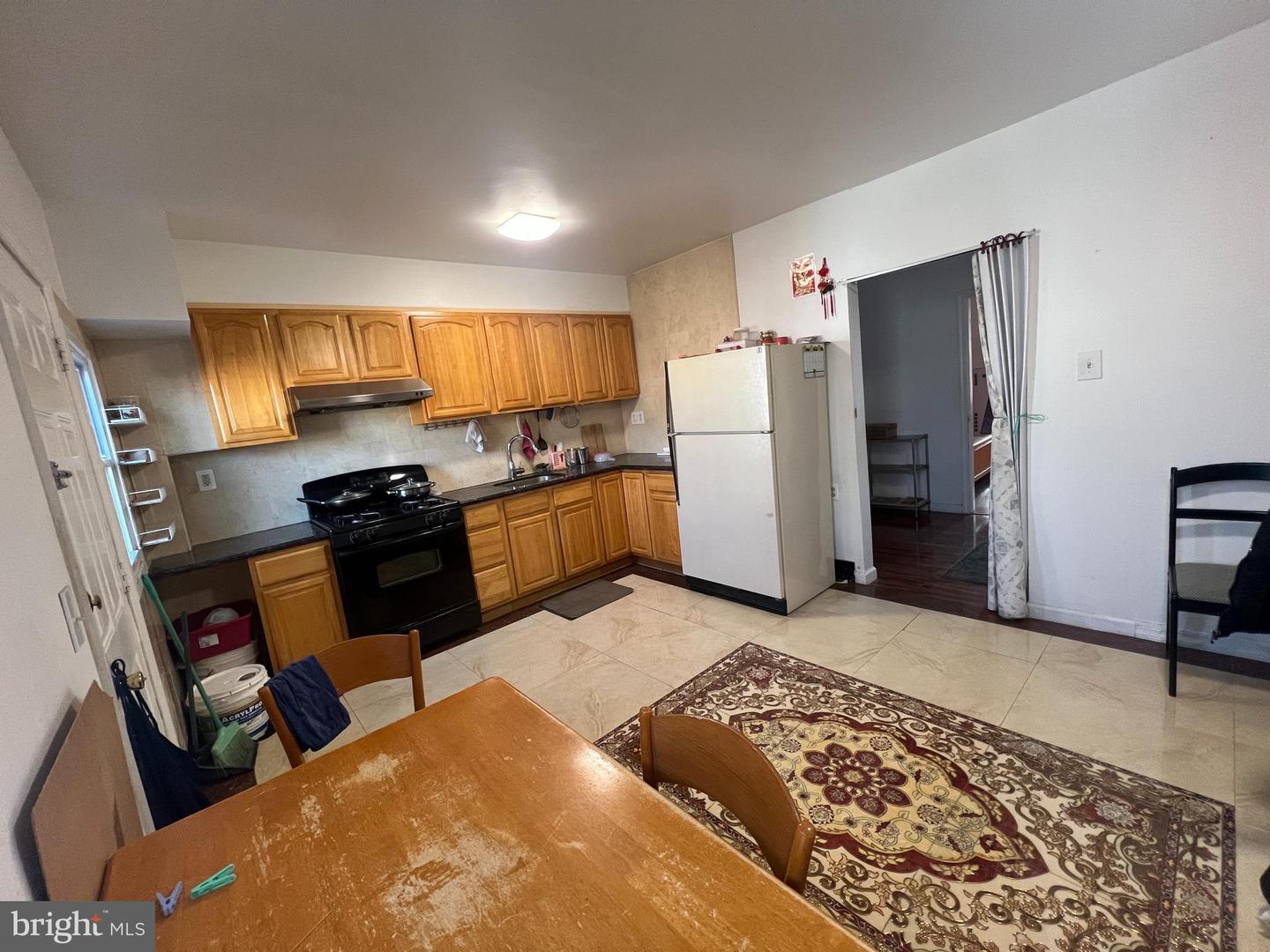 849 S Cecil St Property Photo 17