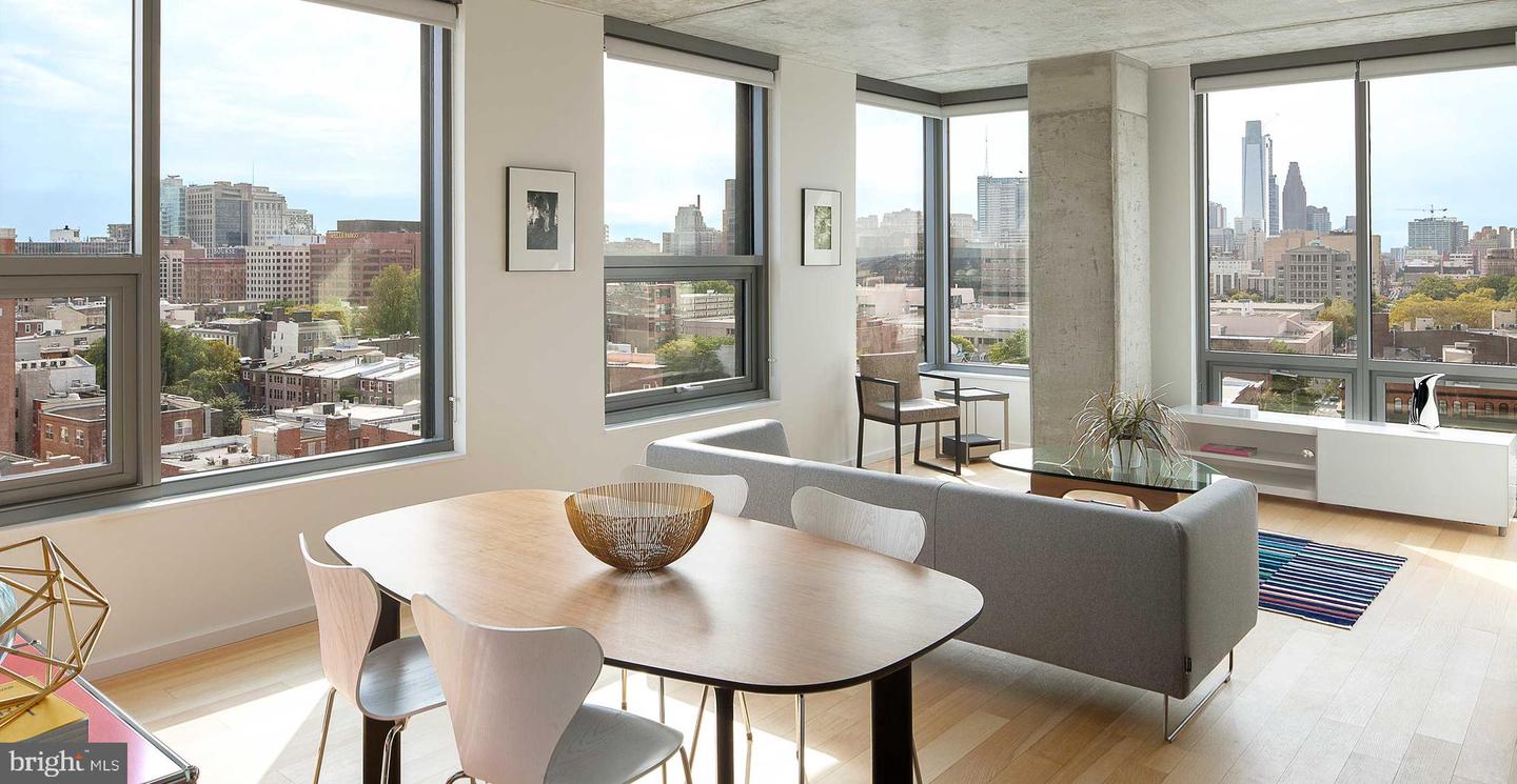 205 Race St #2b-02l Property Photo 4