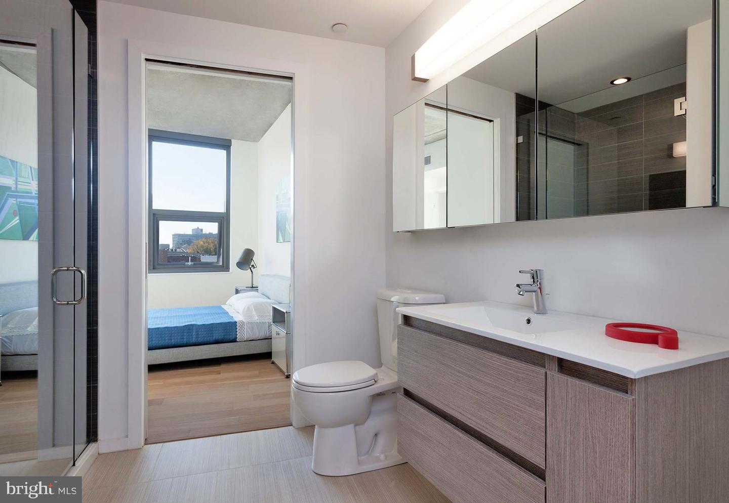 205 Race St #2b-02l Property Photo 5