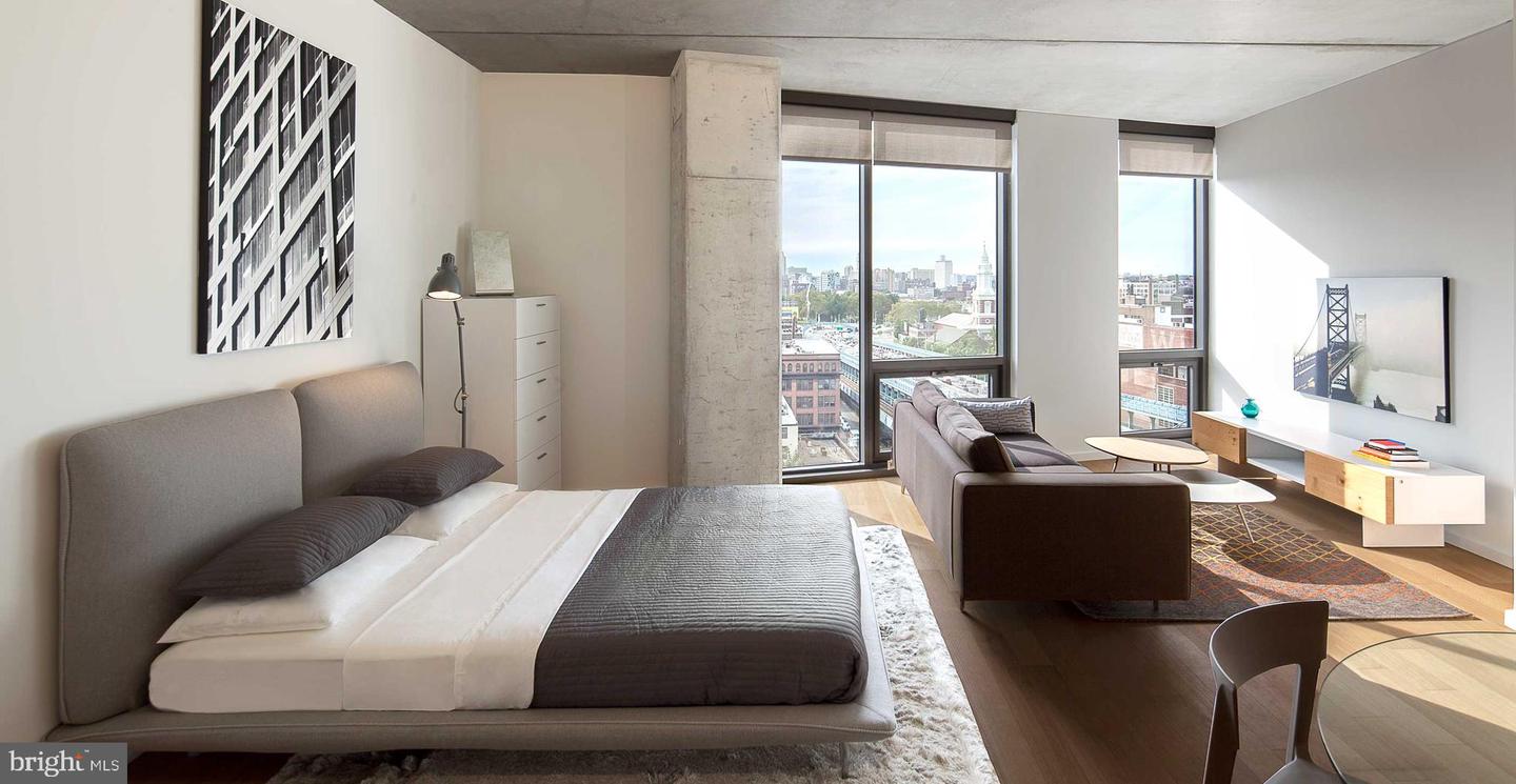 205 Race St #2b-02l Property Photo 6