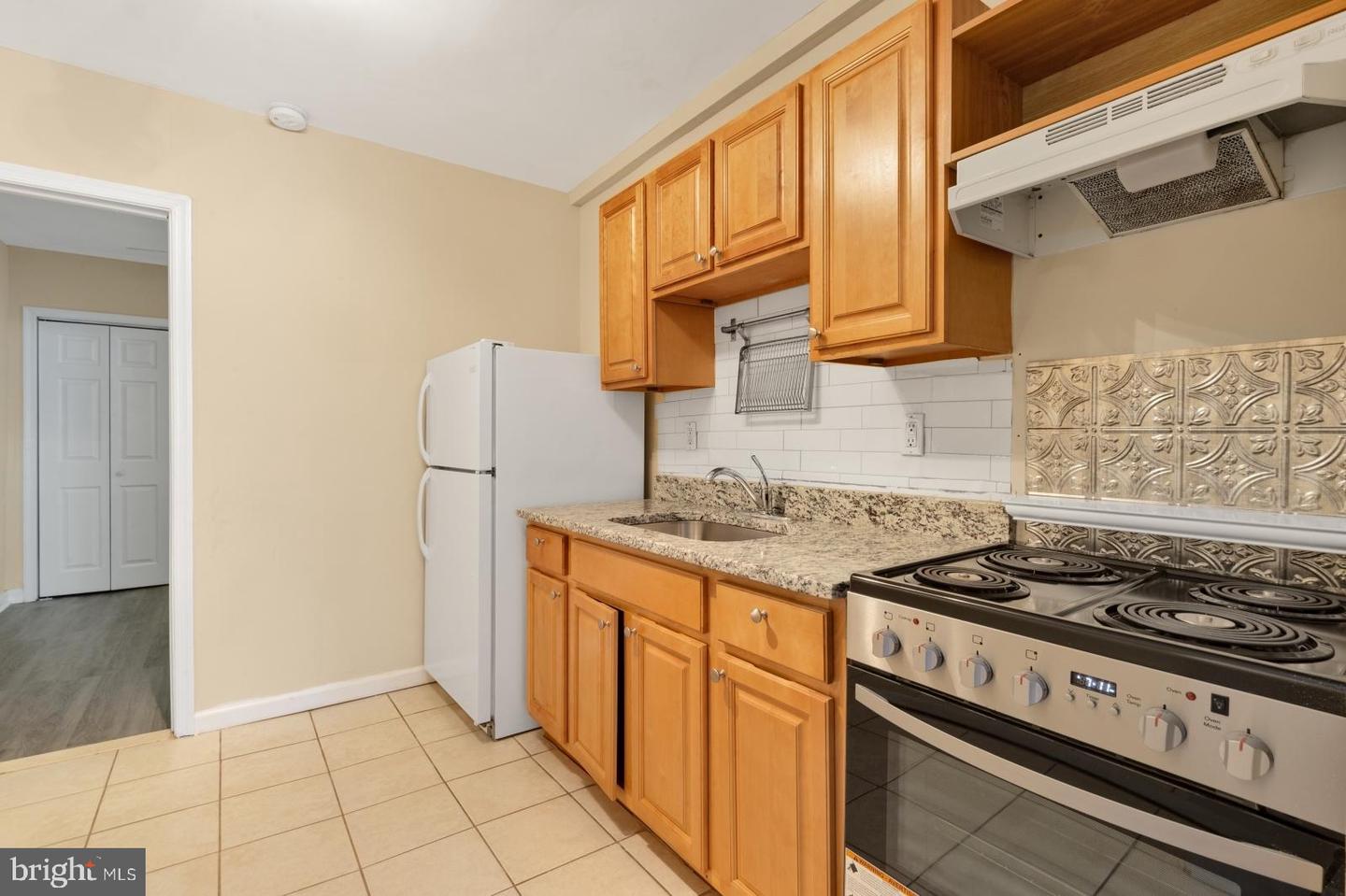 1805 Wylie St Property Photo 6