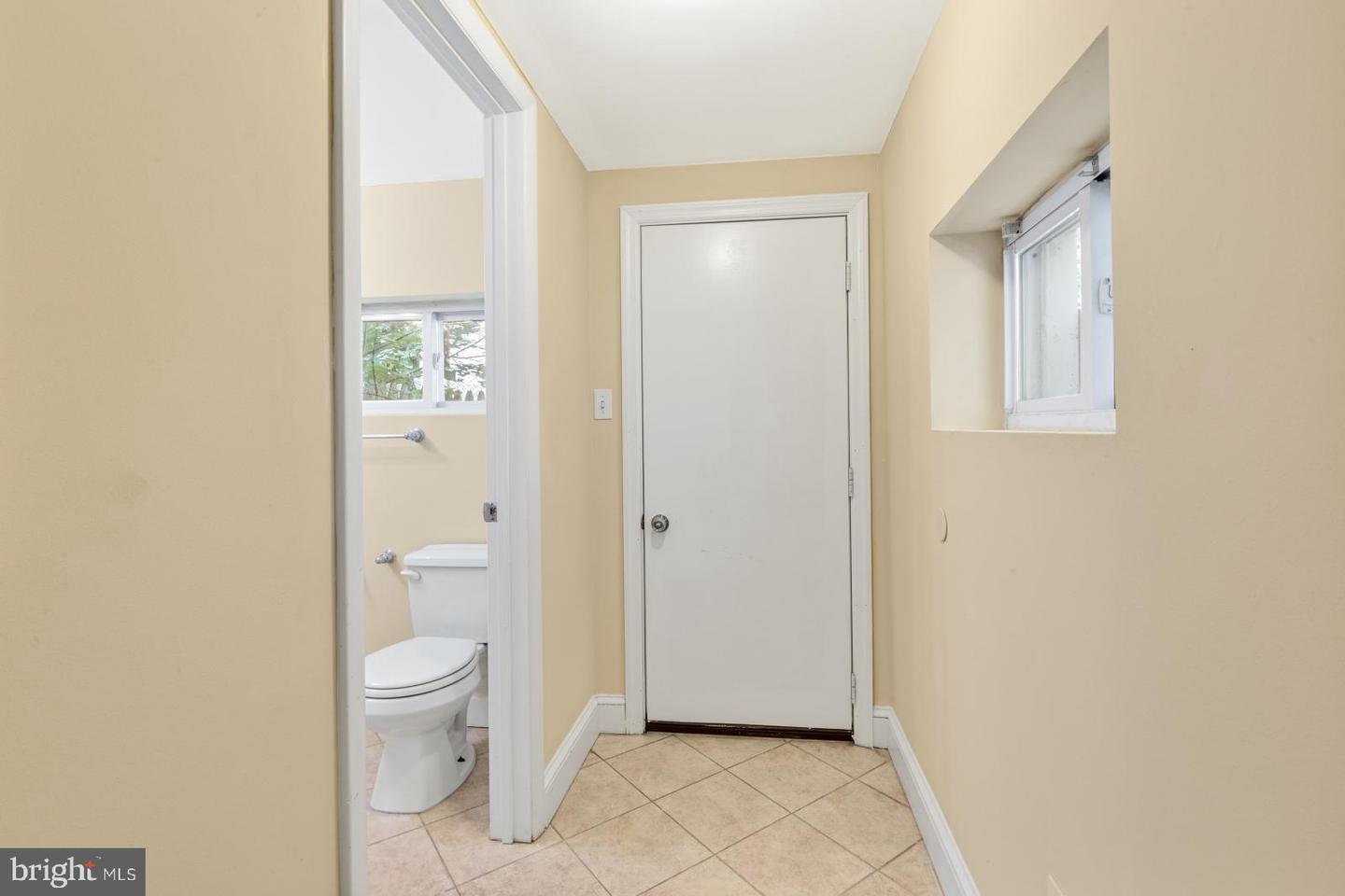1805 Wylie St Property Photo 10
