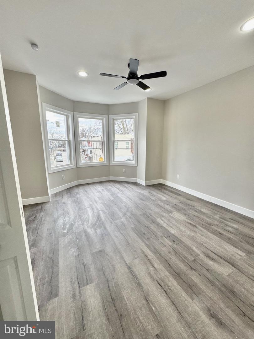 5151 Wyalusing Ave Property Photo 8