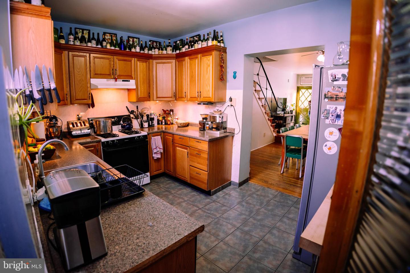 1135 Tree St Property Photo 13