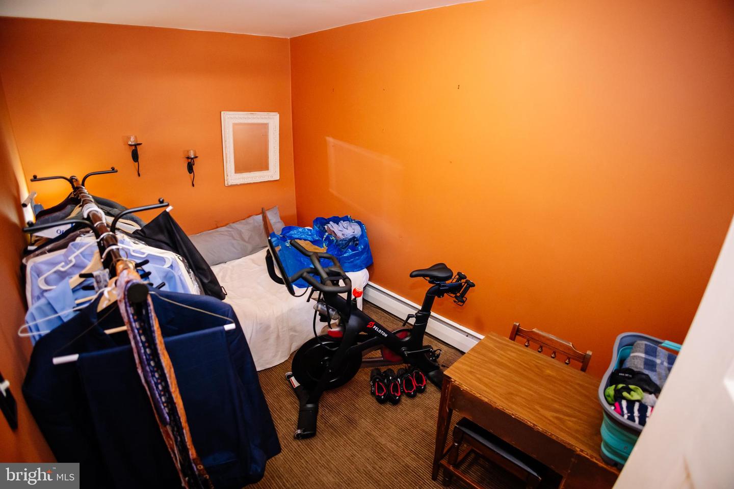 1135 Tree St Property Photo 27