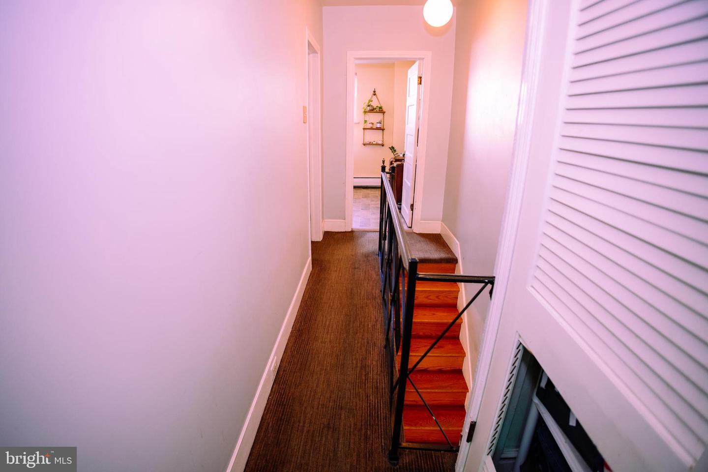 1135 Tree St Property Photo 36
