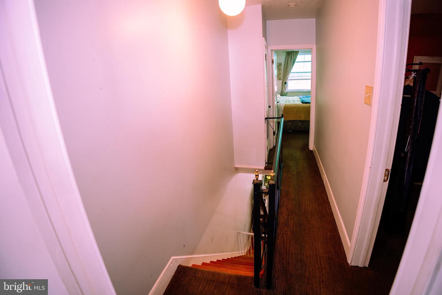 1135 Tree St Property Photo 37