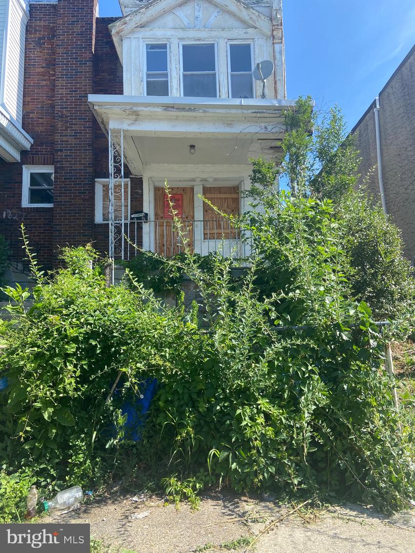 1825 Sulis St Property Photo