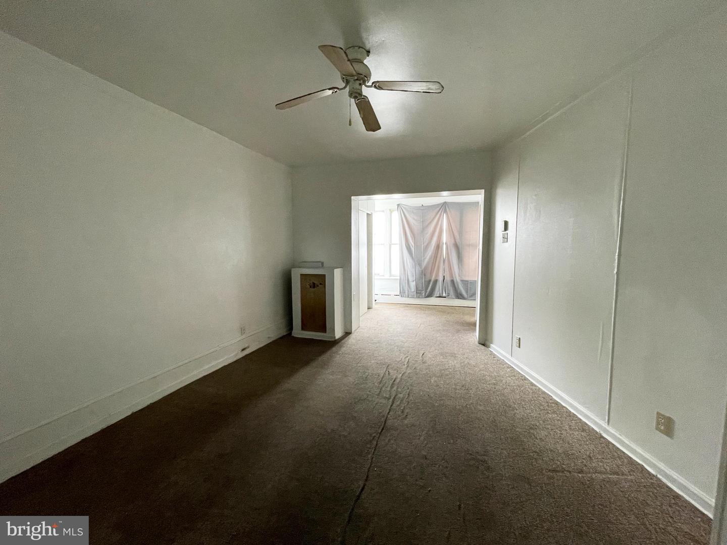 2656 S Shields St Property Photo 3