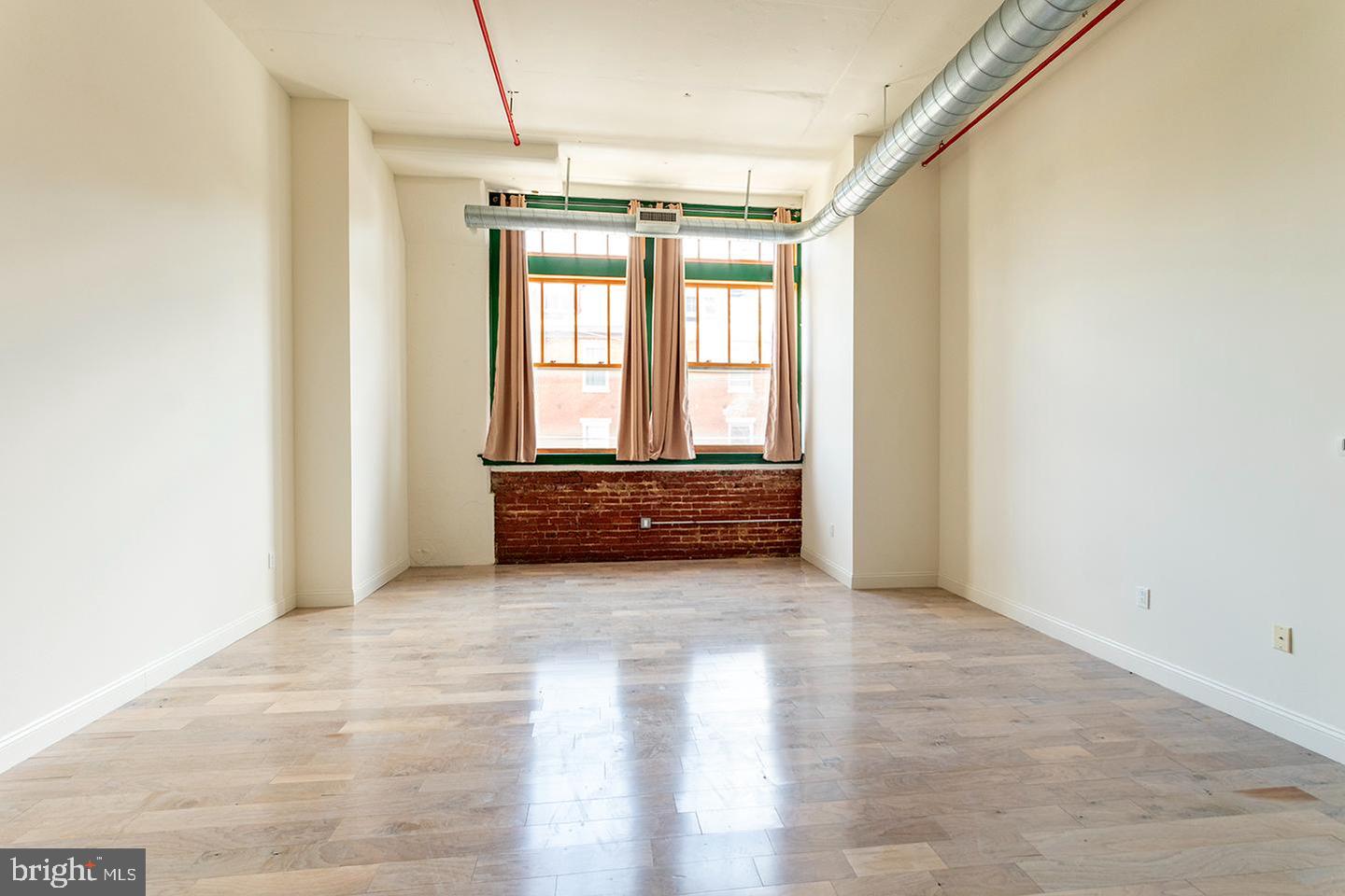 720 N 5th St #unit 305 Property Photo 5