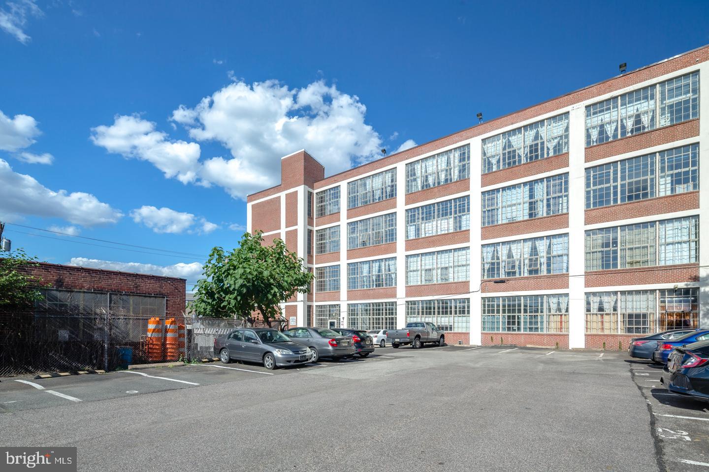 720 N 5th St #unit 305 Property Photo 14