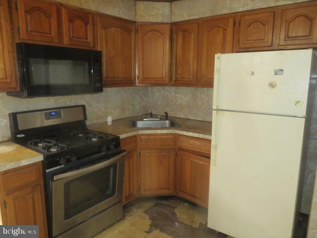 2010 S 59th St Property Photo 5