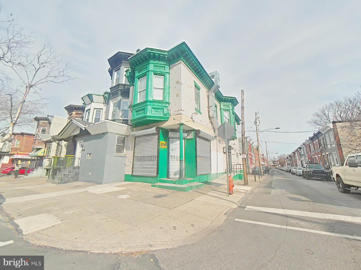 2215 W Lehigh Ave Property Photo 1