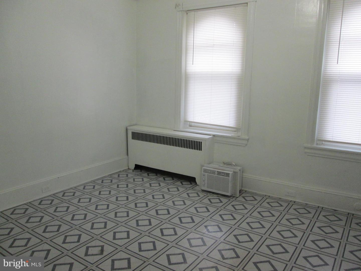 6021 Torresdale Ave Property Photo 19