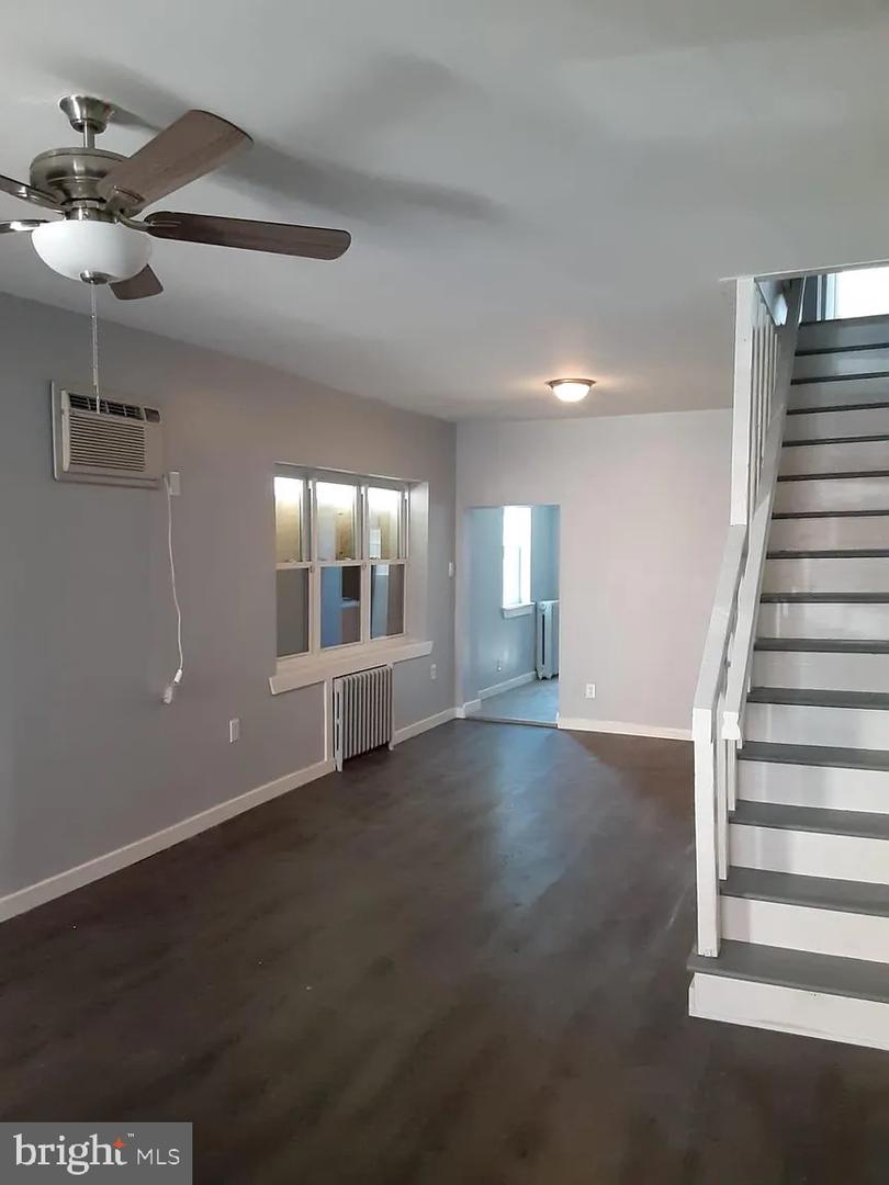 3549-3551 Sepviva St Property Photo 11
