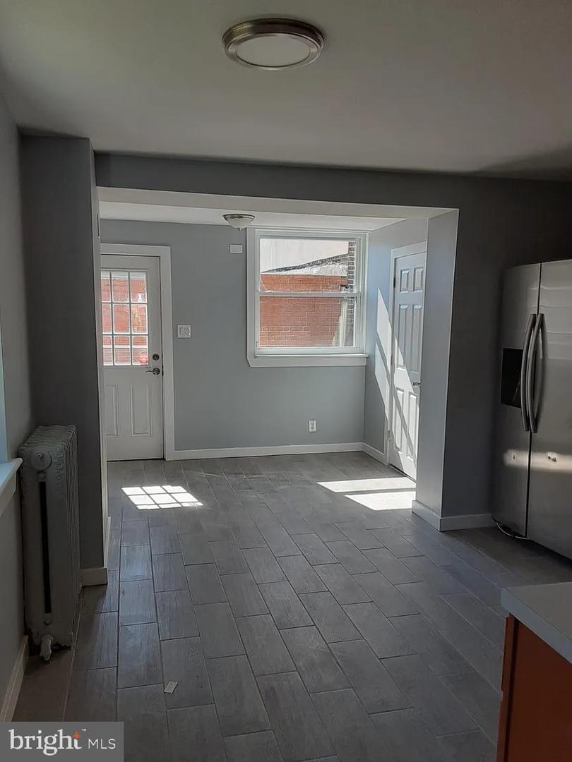 3549-3551 Sepviva St Property Photo 13