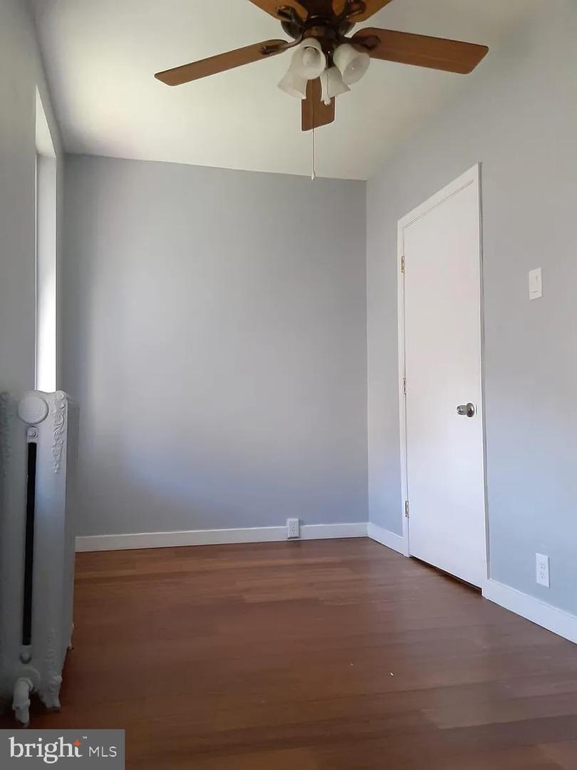 3549-3551 Sepviva St Property Photo 16