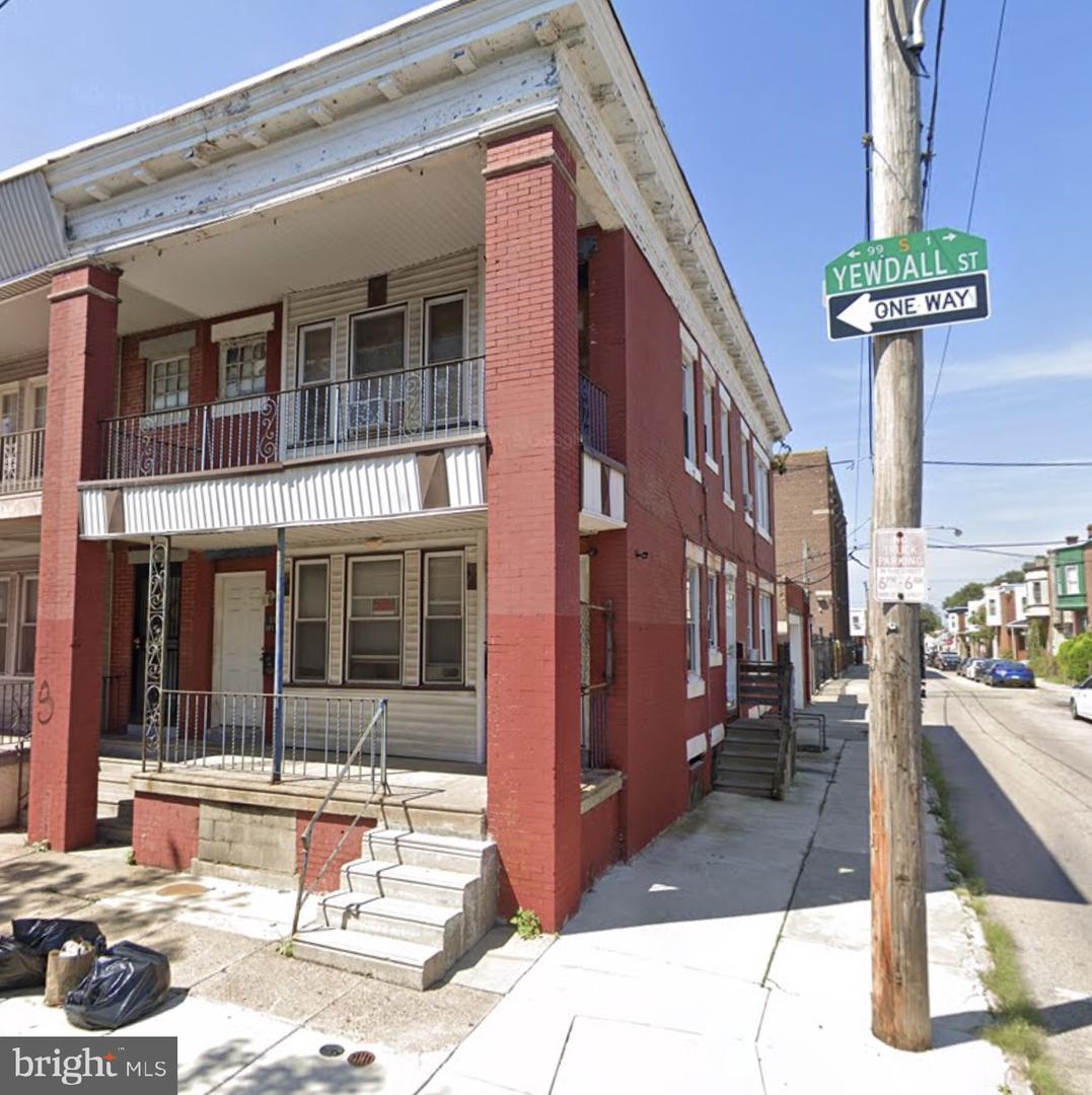 30 S Yewdall St Property Photo 1