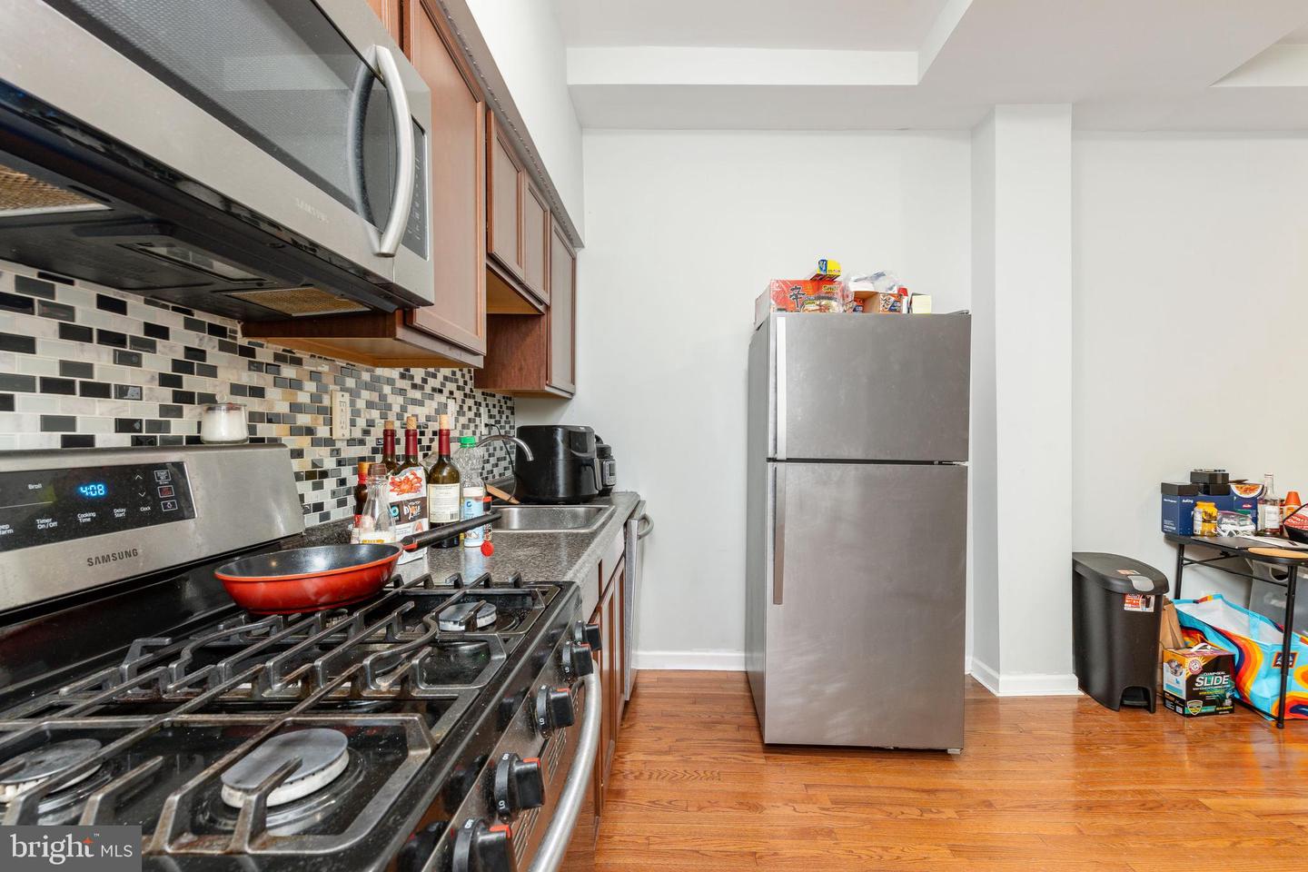 4068 Parkside Ave Property Photo 7
