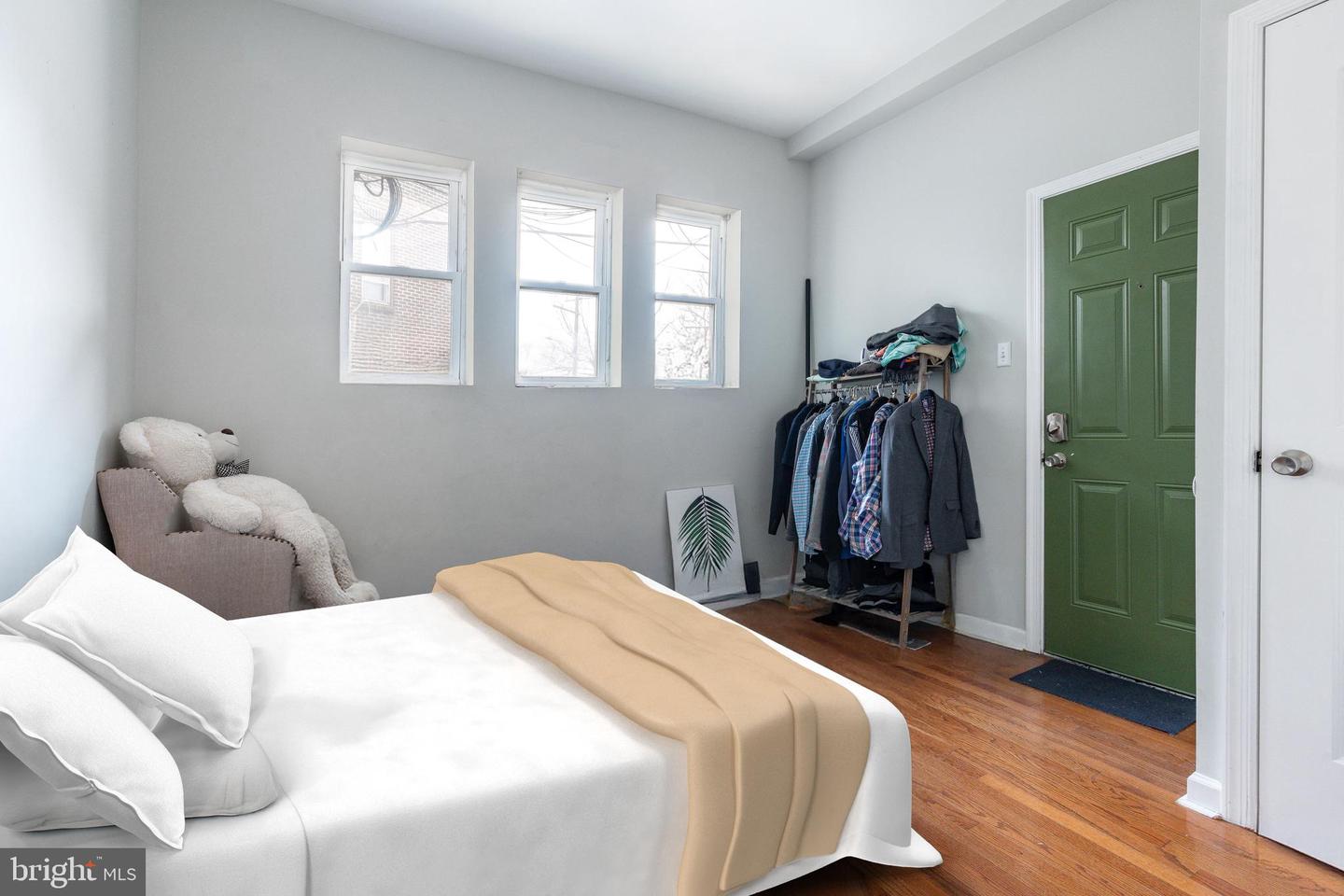 4068 Parkside Ave Property Photo 10