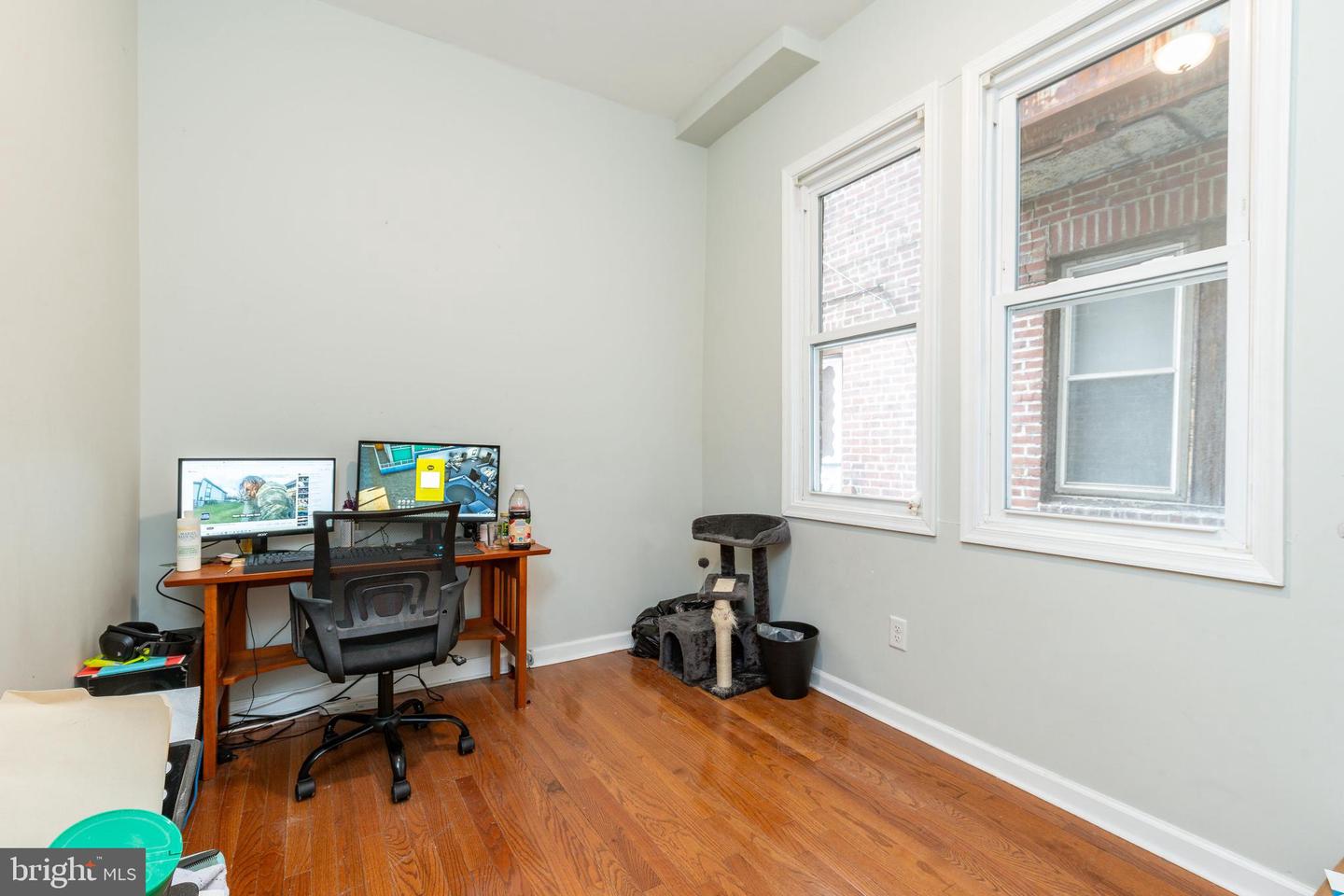 4068 Parkside Ave Property Photo 11