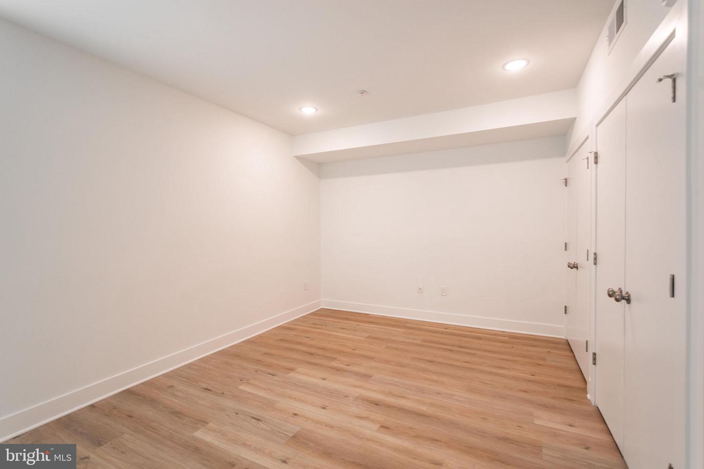 4324 Lancaster Ave #two Bed Property Photo 12