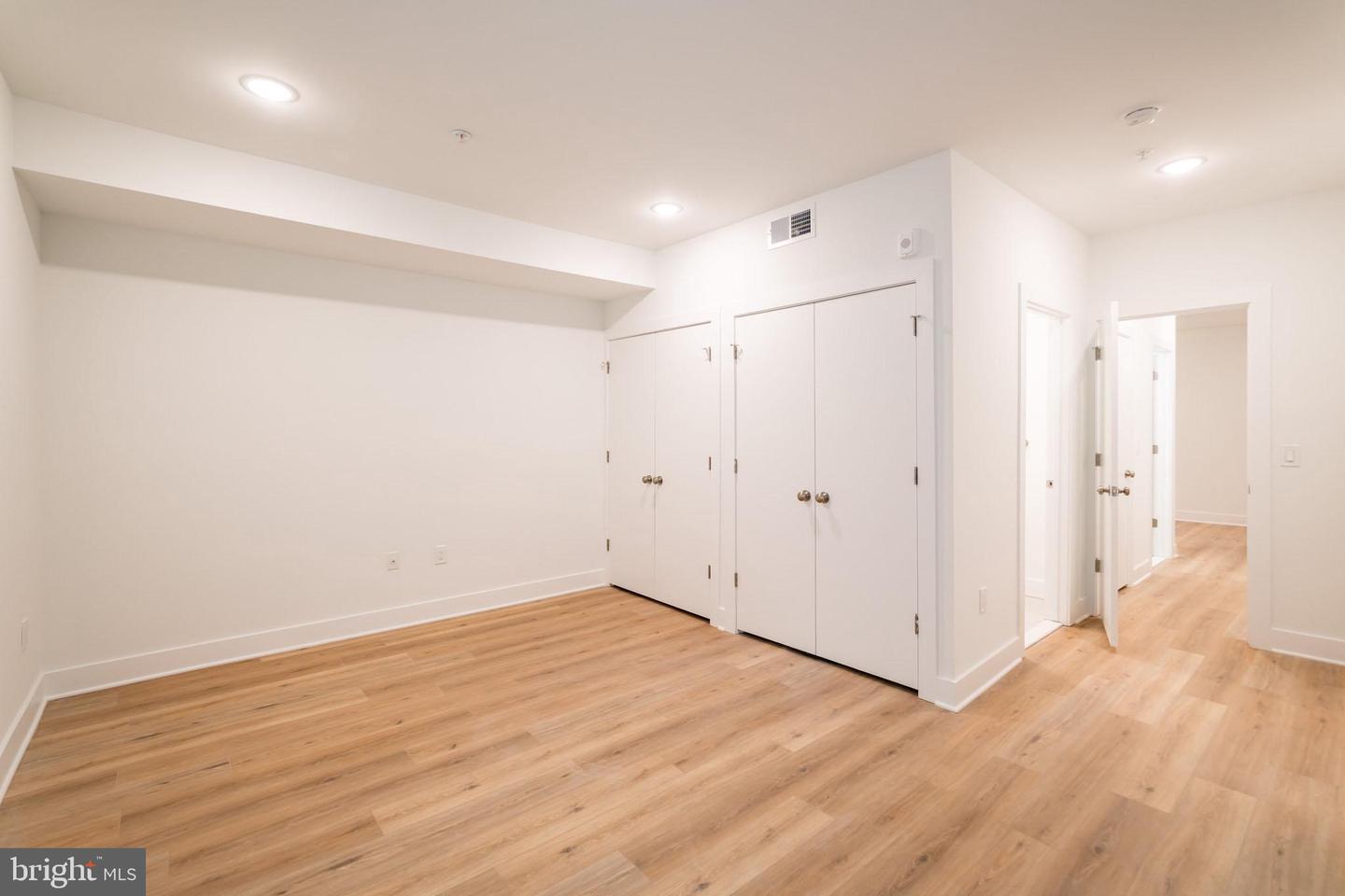 4324 Lancaster Ave #two Bed Property Photo 13