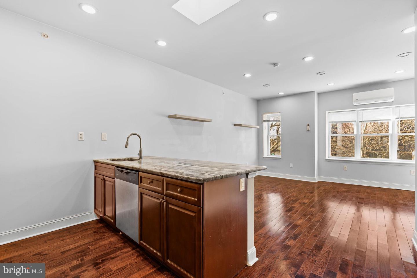 4633 Walnut St #d Property Photo