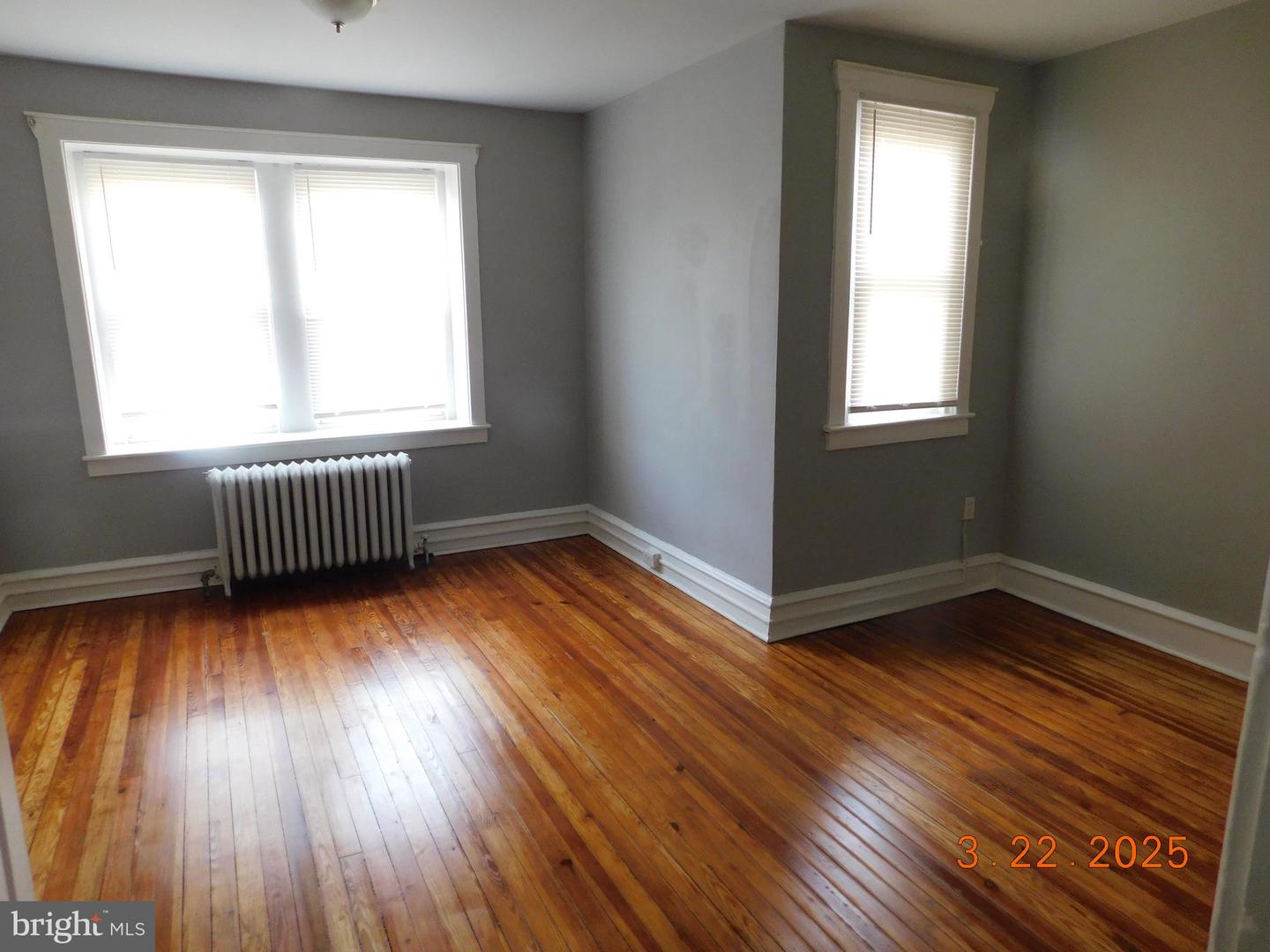 5931 N Lawrence St Property Photo 11