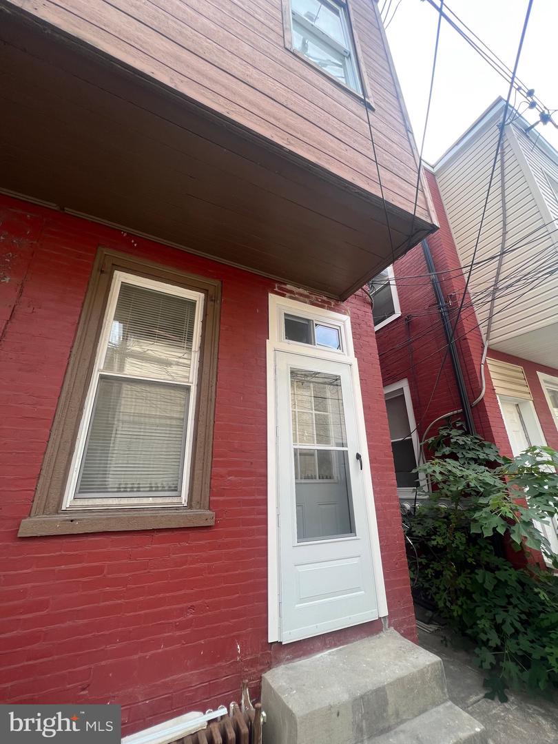2311 Christian St Property Photo 17