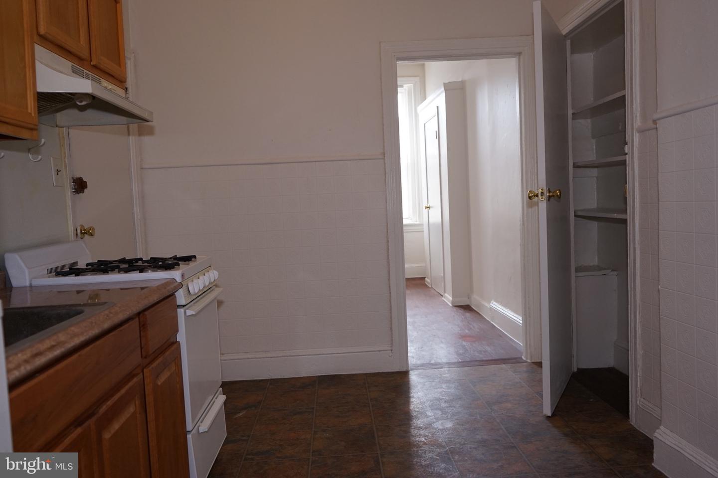 2311 Christian St Property Photo 32