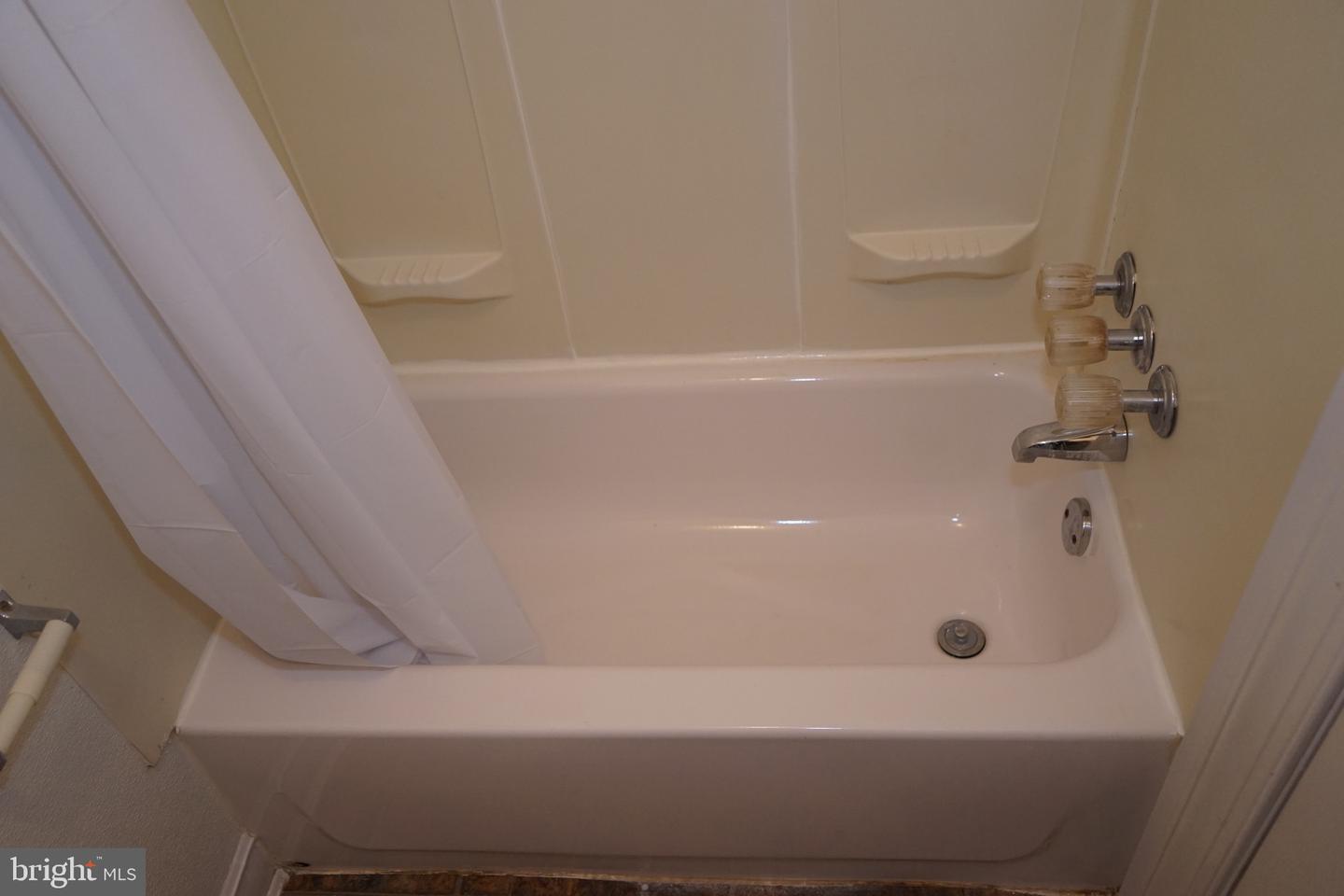 2311 Christian St Property Photo 33