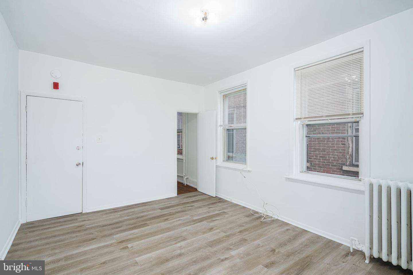 4039 N Broad St Property Photo 15