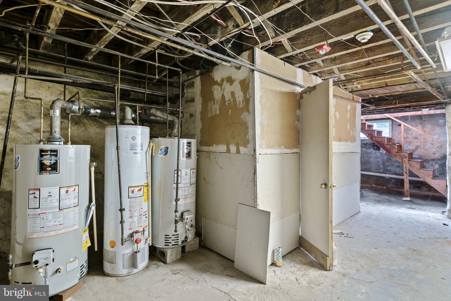 4039 N Broad St Property Photo 27