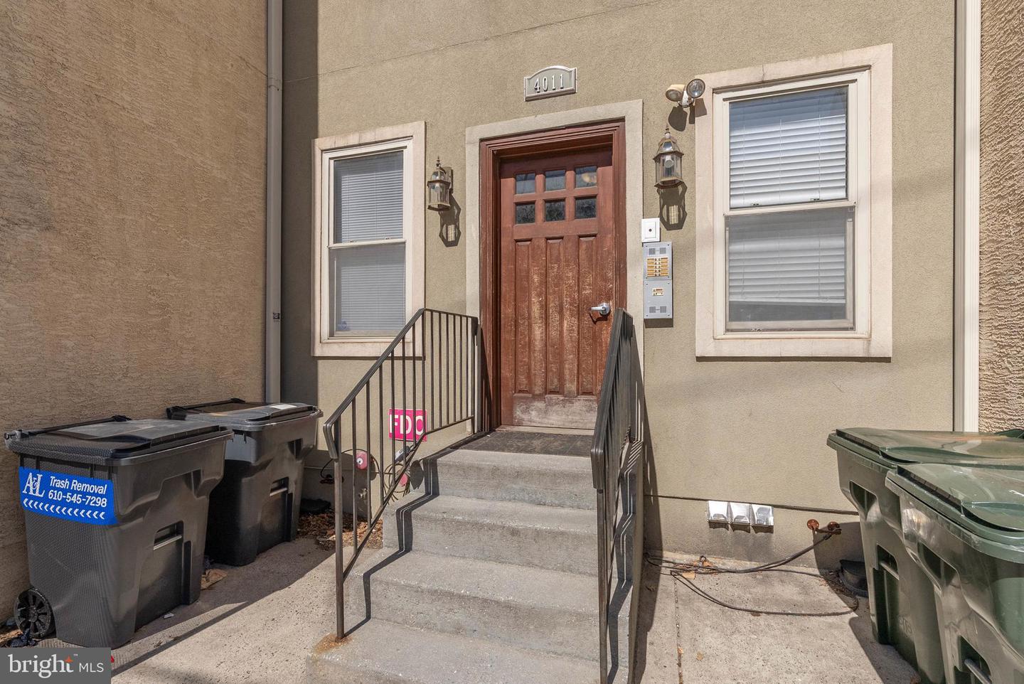 4011 Baring St Property Photo 2