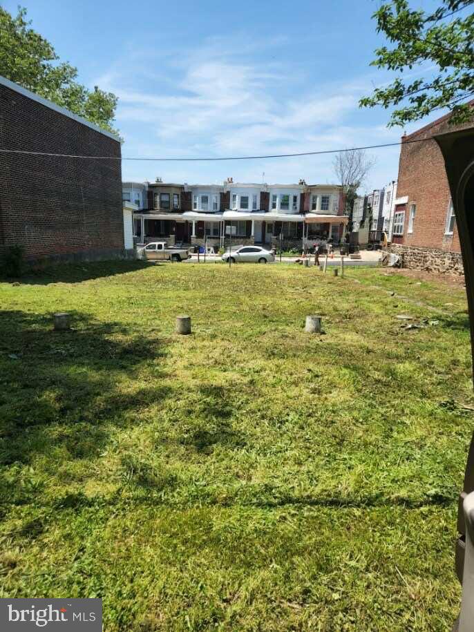 5227-31 N American St Property Photo 3