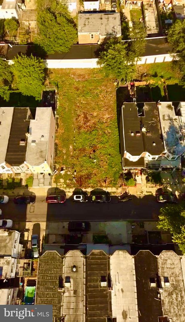 5227-31 N American St Property Photo 10