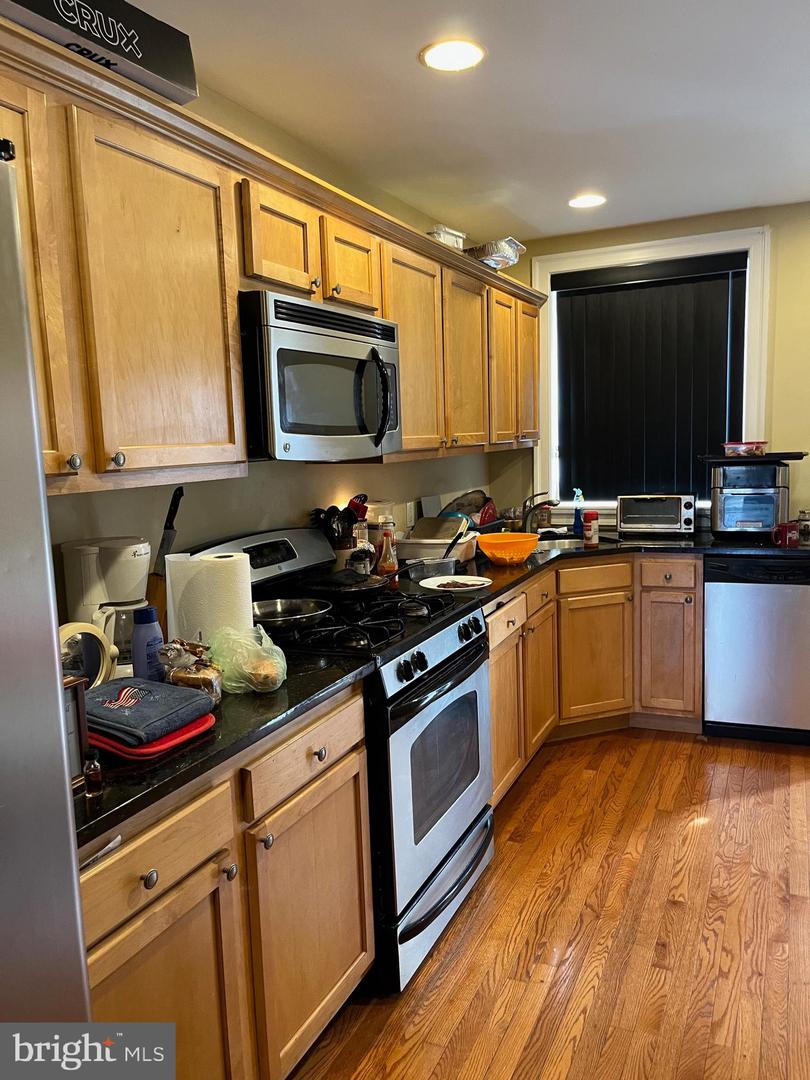 508 N Budd St Property Photo 10