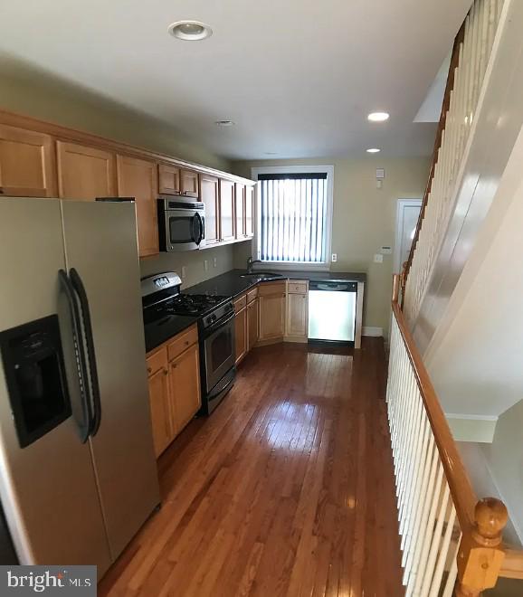 508 N Budd St Property Photo 15