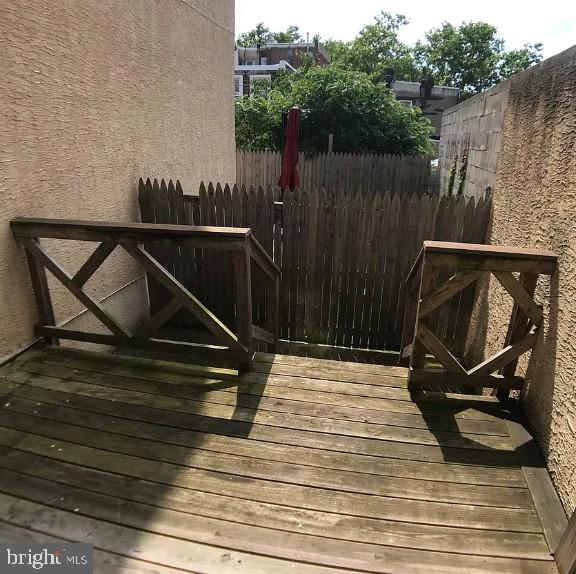 508 N Budd St Property Photo 18