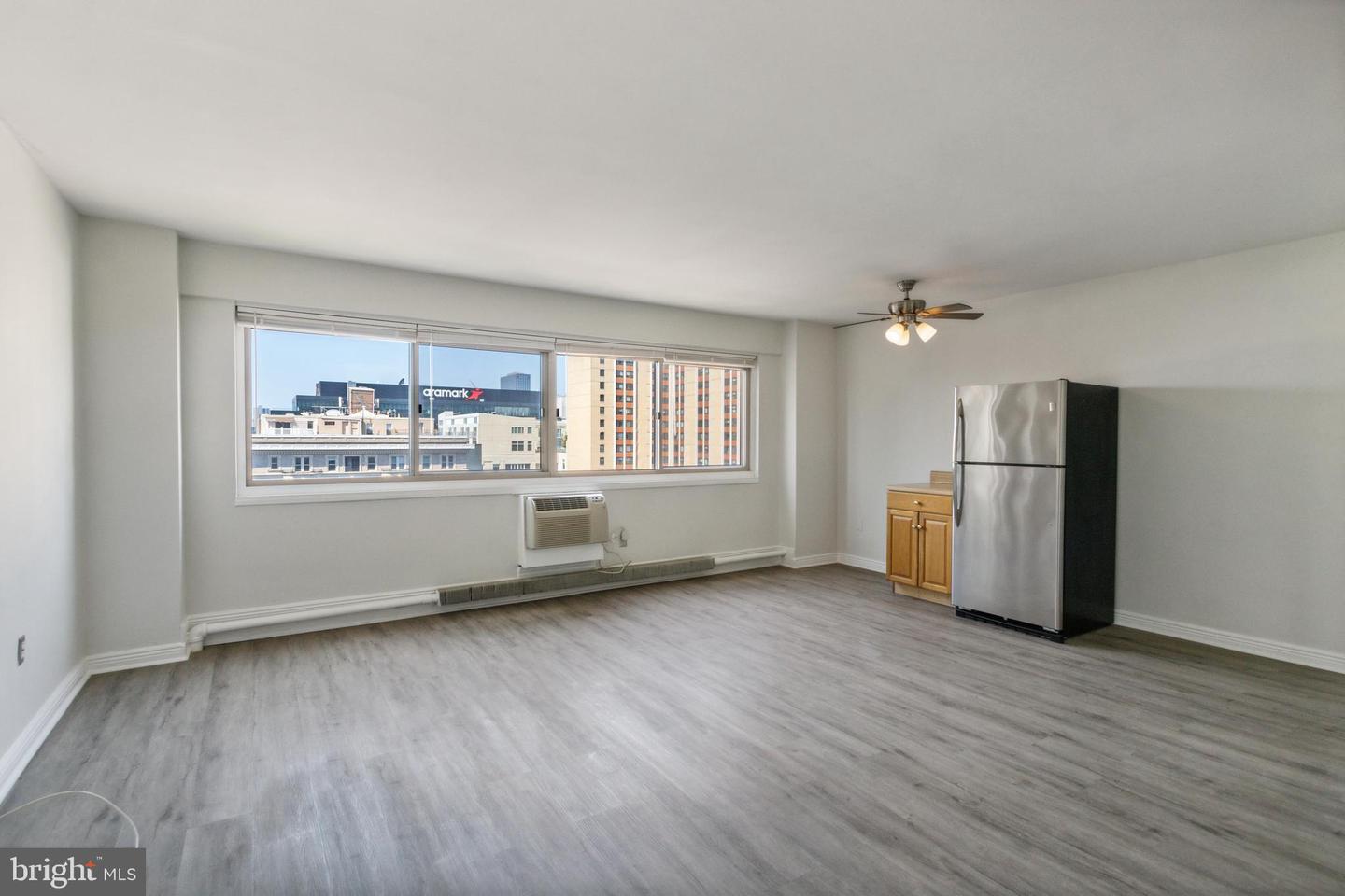 2101-17 Chestnut St #1015 Property Photo