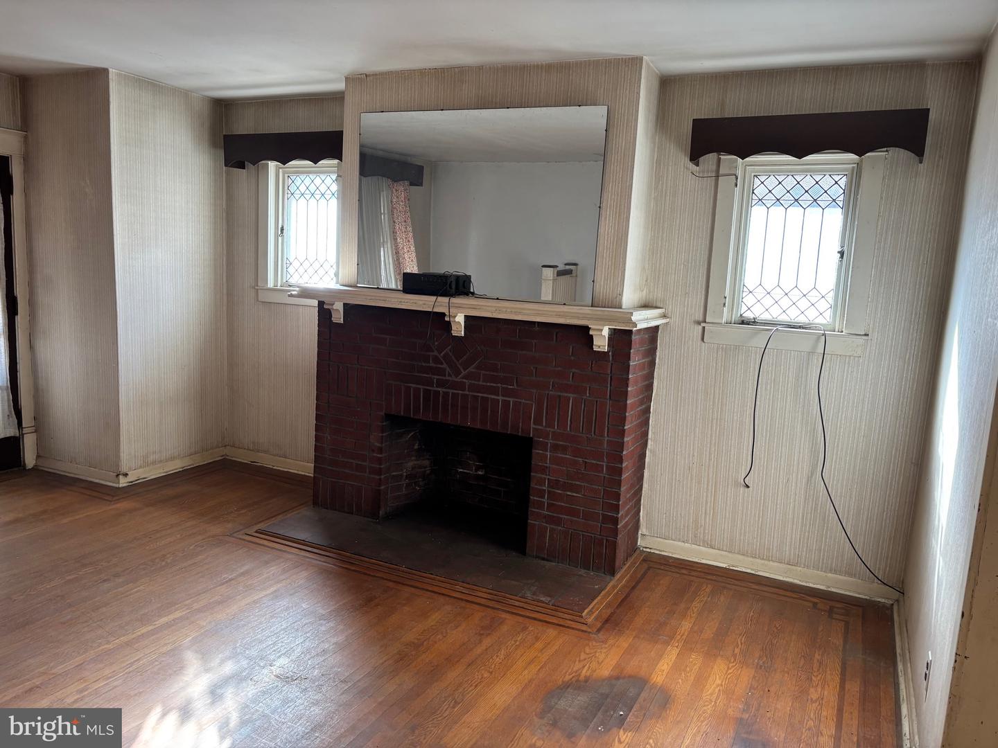 926 Foulkrod St Property Photo 4