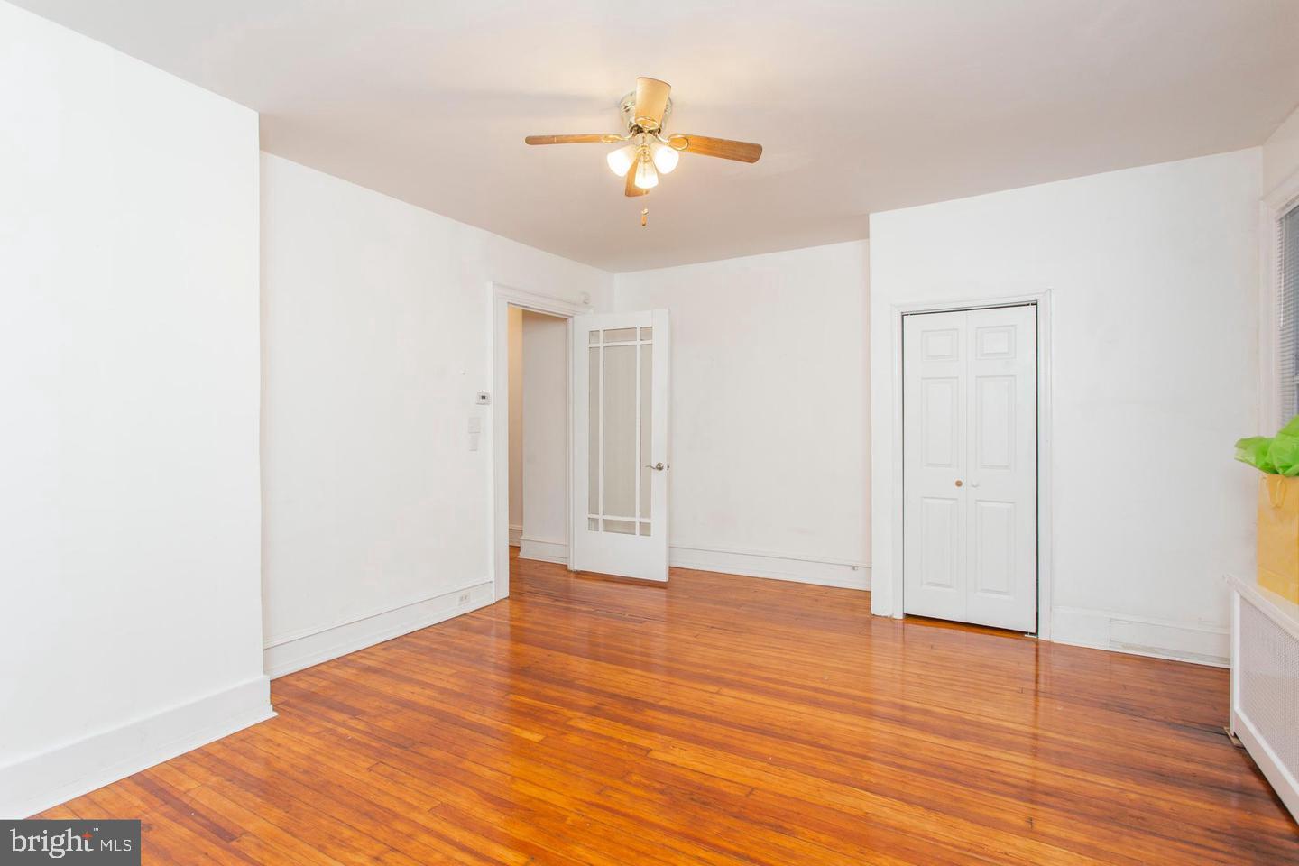 4628 Sansom St #b Property Photo 8