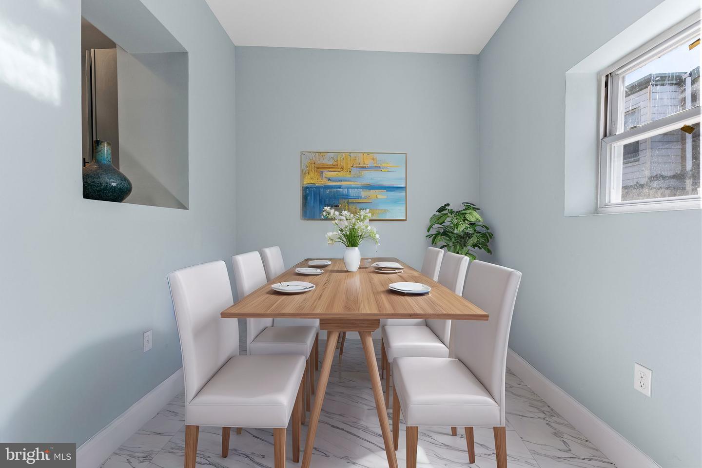 1126 W Nevada St Property Photo 5