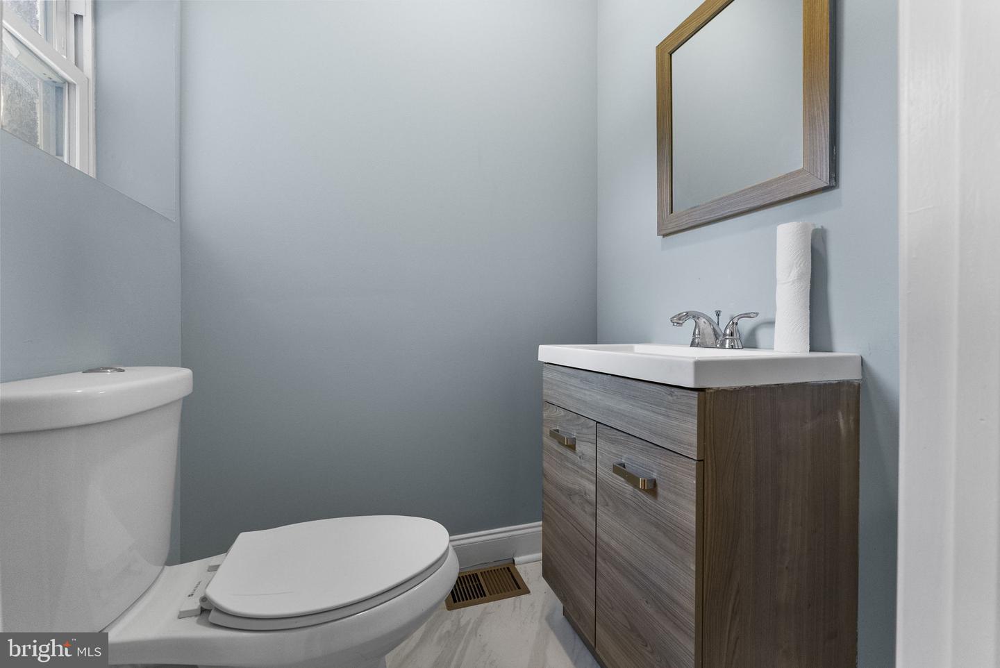 1126 W Nevada St Property Photo 11